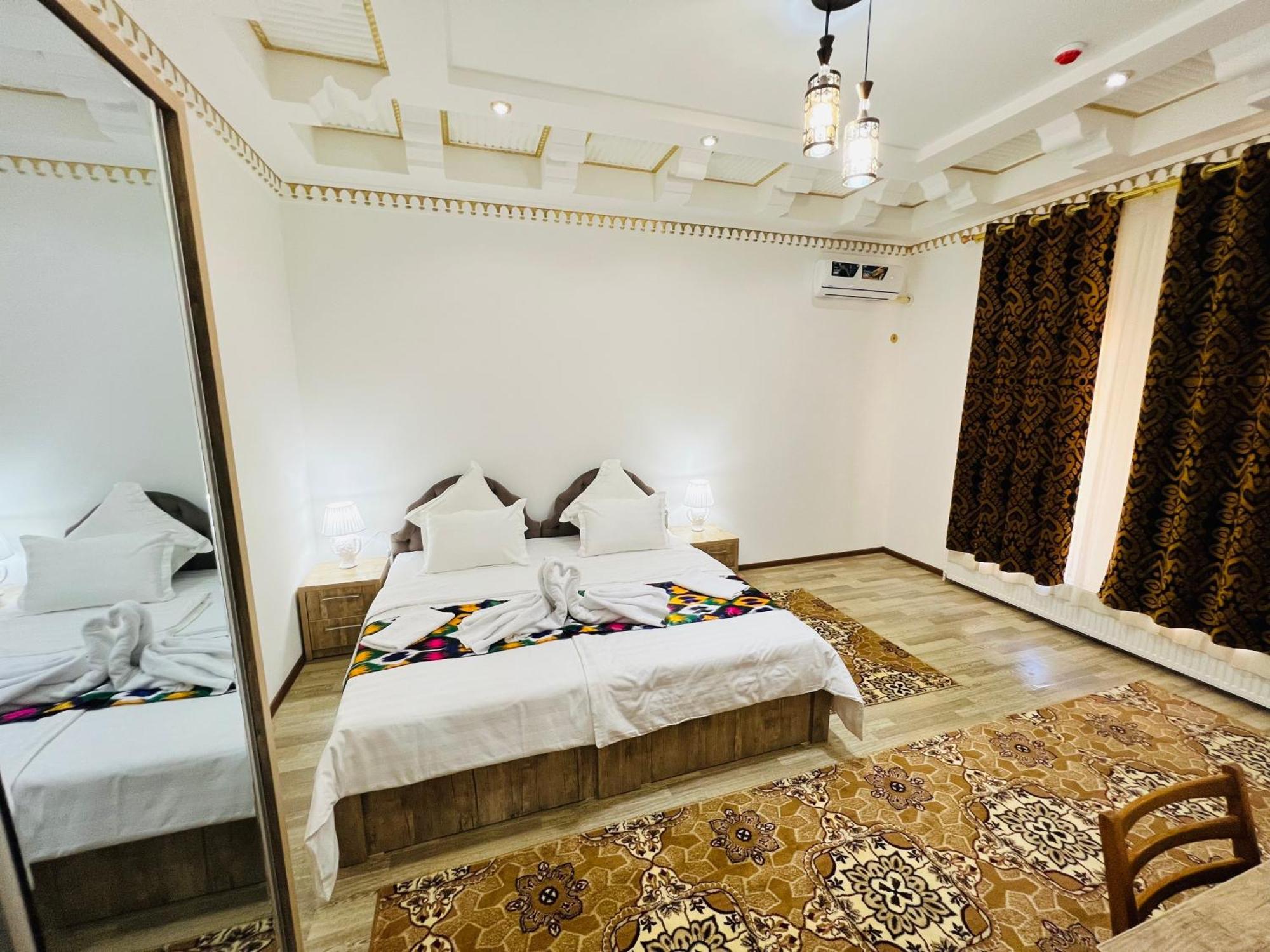 Lola Boutique Hotel Bukhara Esterno foto